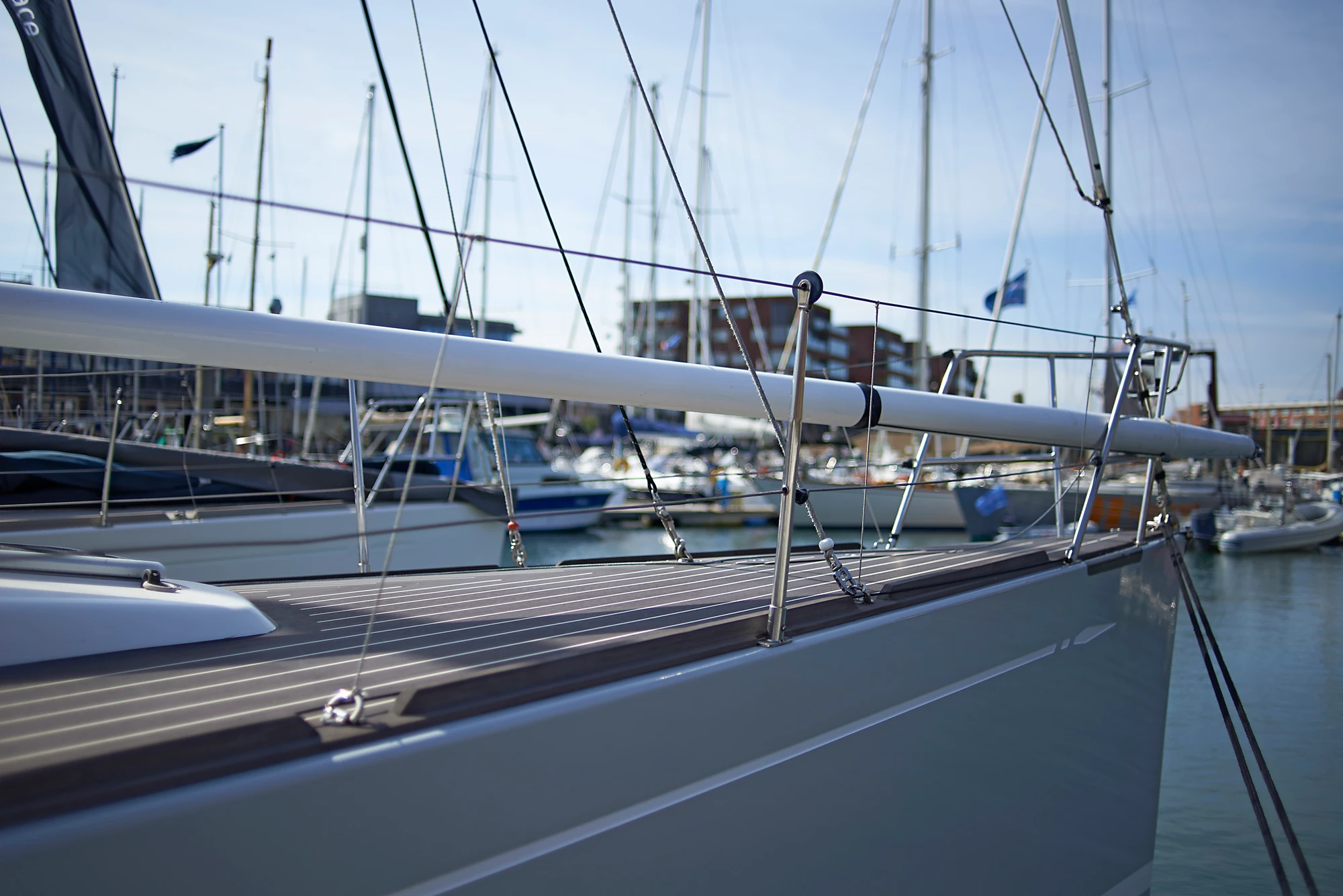 Download documenten DCI Group